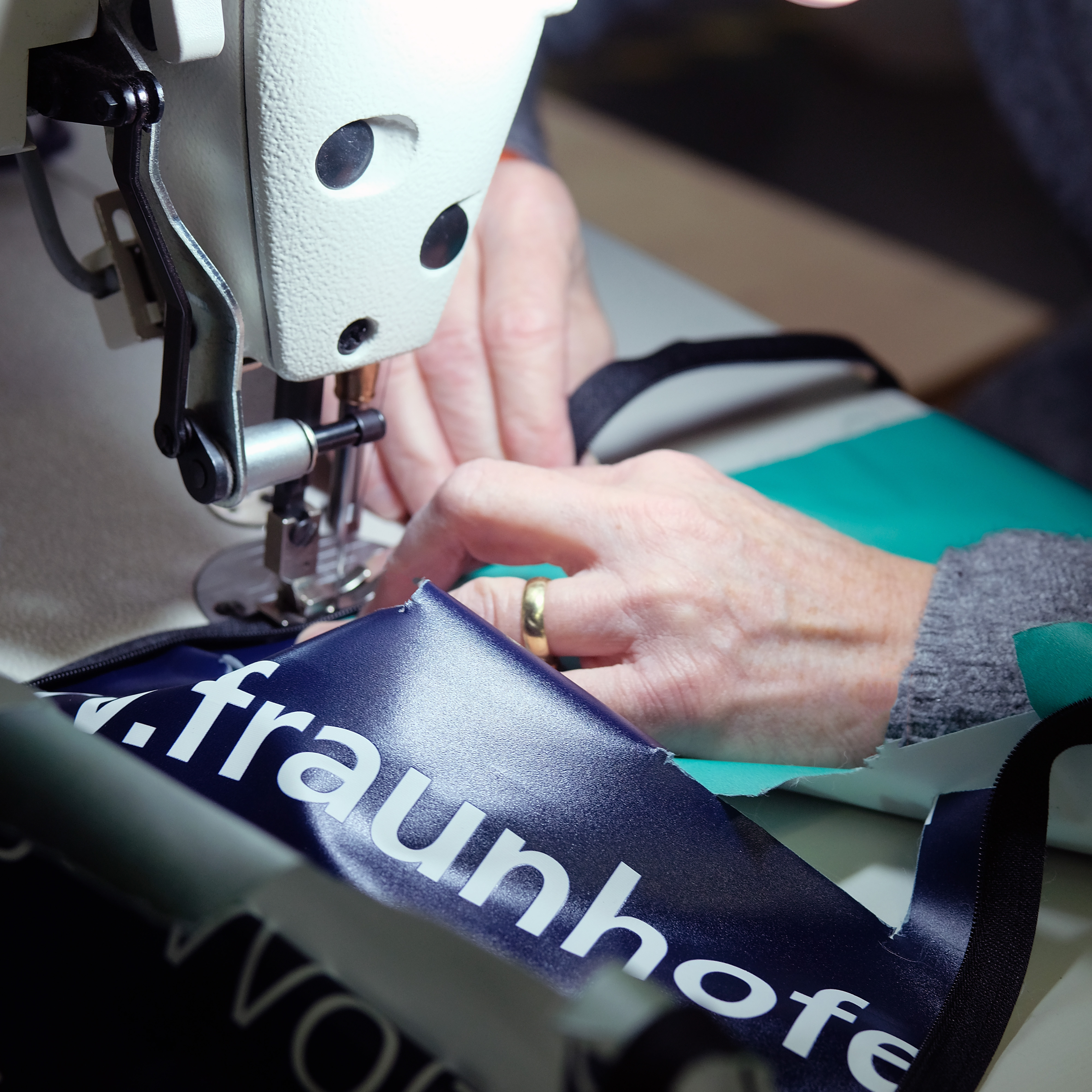Accessoires und Kleinteile aus Produktionsverschnitt, genäht bei manomama